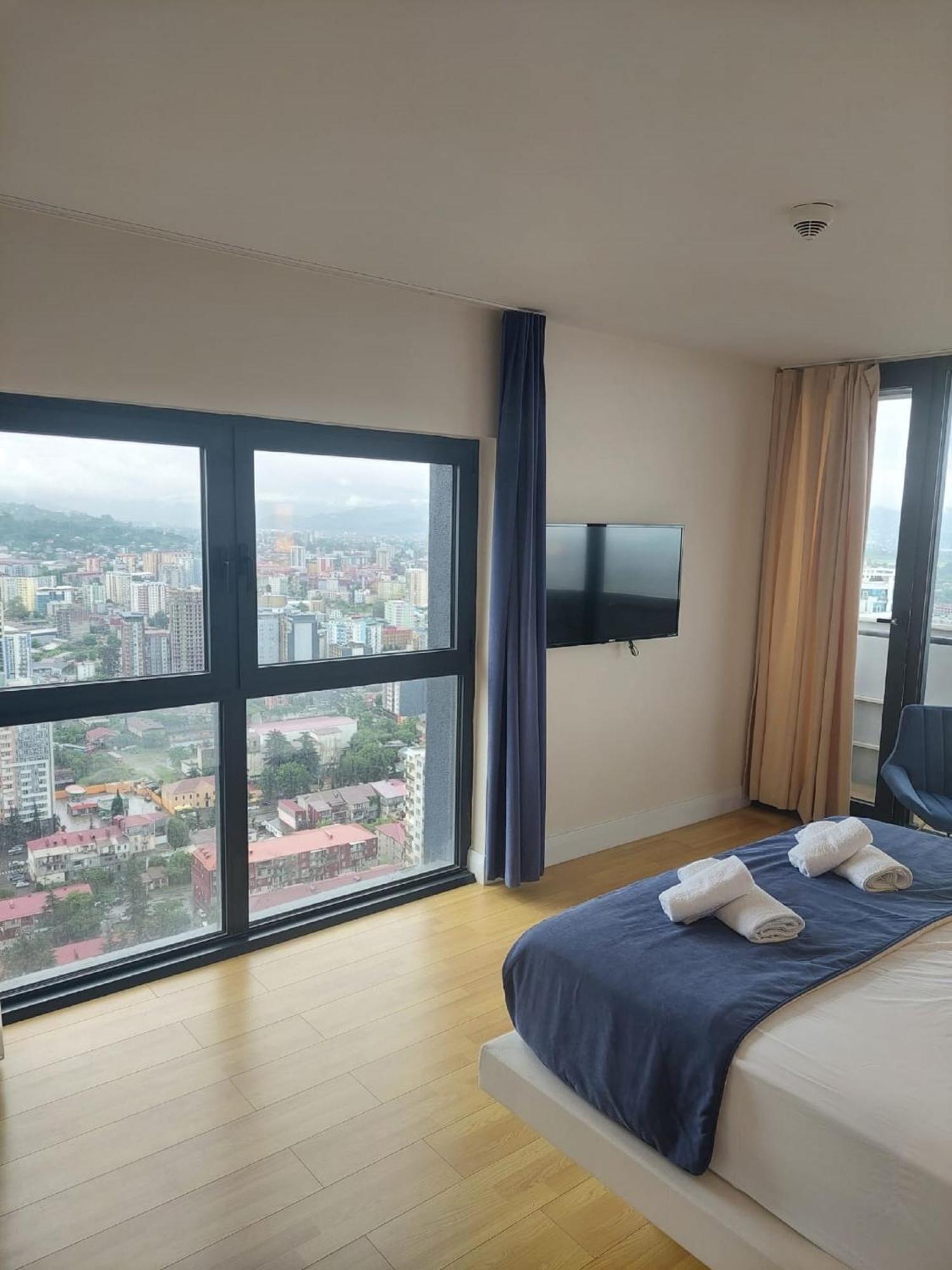 Apart-Hotel Orbi City Batumi Exteriör bild